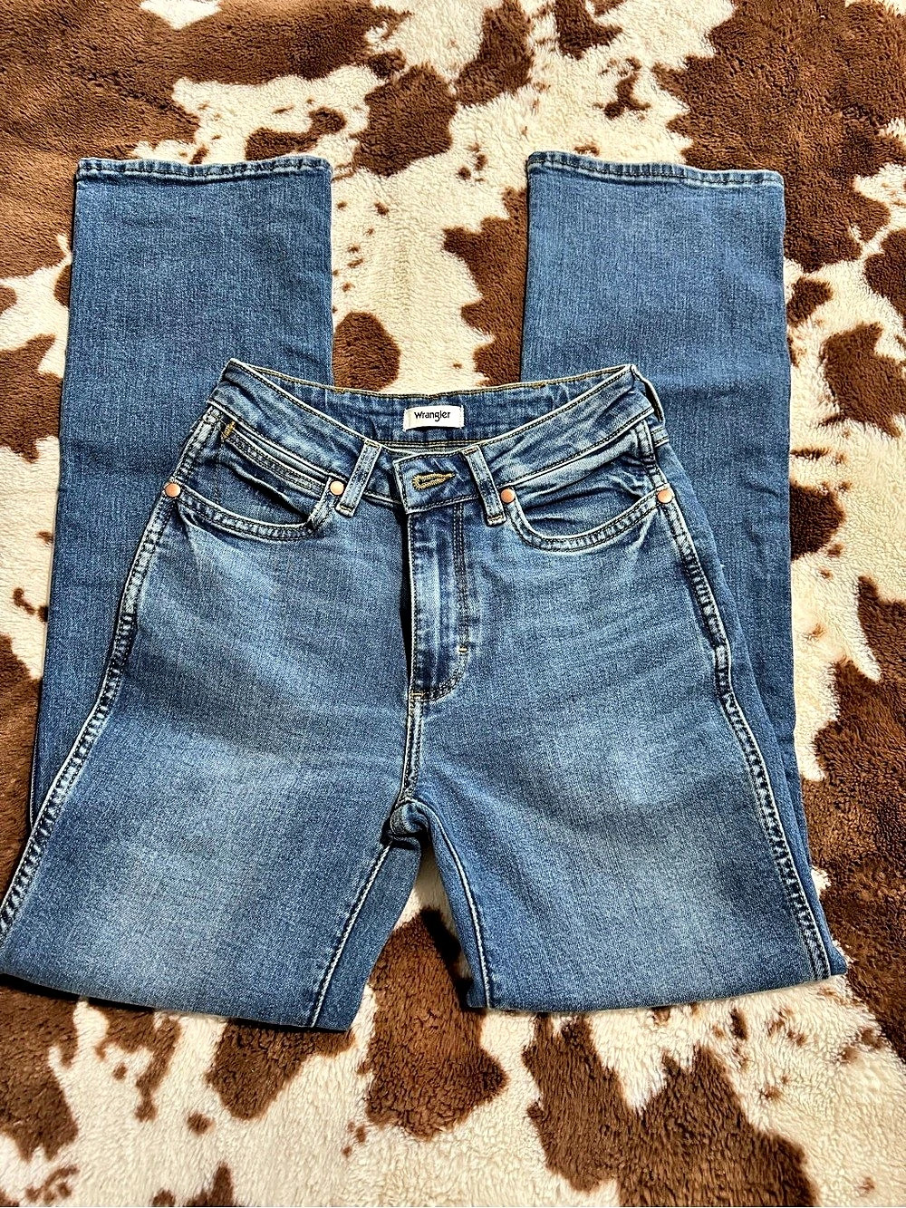 Wrangler Women’s bootcut Jeans Waist 26 x 32 Blue